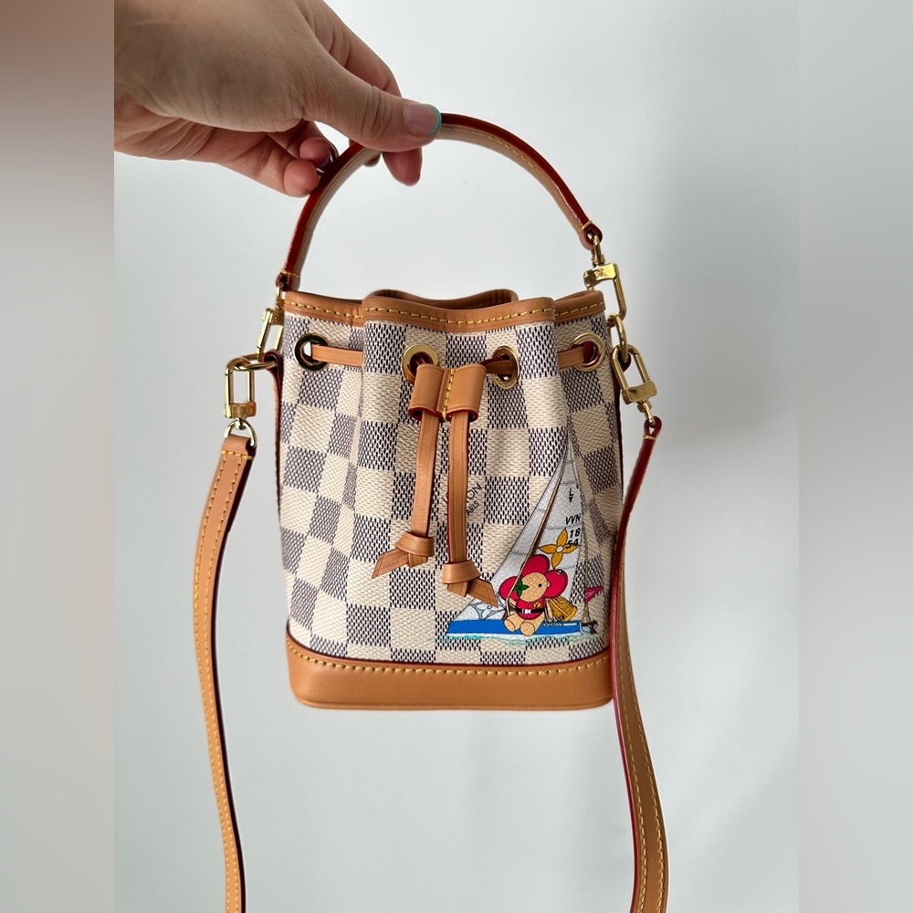 Louis Vuitton Damier Azur Vivienne Sac Nano Noé